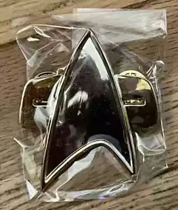 Rare, Exclusive Star Trek Communicator Pin (1995). Sealed - Picture 1 of 2