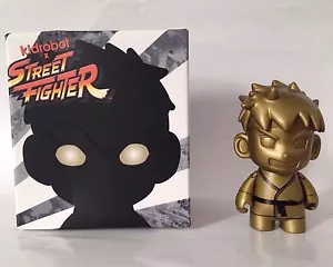 NYCC Exclusive GOLD RYU KIDROBOT STREET FIGHTER Chase Toy Figure SDCC RARE NIB - Picture 1 of 3