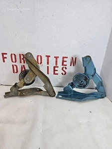 Dodge Spirit Plymouth Acclaim Chrysler LeBaron Hood Hinges 4534726 4534727 - Picture 1 of 5