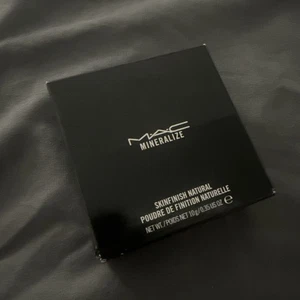 MAC MINERALIZE SKINFINISH NATURAL MEDIUM GOLDEN NEW - Picture 1 of 6