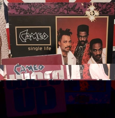 Cameo: Single Life 12" Vinyl LP UK 1985,A1/B1 first press, + 7" Single Word Up. - Bild 1 von 4