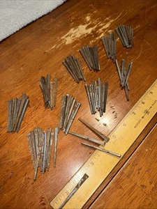100 - ANTIQUE- NEW OLD STOCK, 2 1/4" LONG SQUARE CUT STEEL NAILS RUSTY - Picture 1 of 8