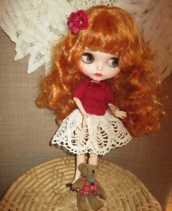 Blythe Puppe rot weiß Kleid Strick Top - Bild 1 von 2