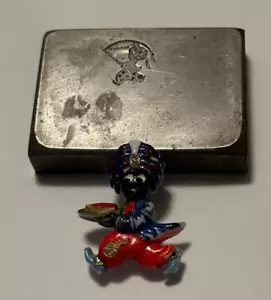De colección Sarotti Impresión Bloque Chocolate Caramelo Y Mohr Pin Publicidad MUY RARO - Imagen 1 de 7