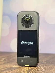 Insta360 X3 - 5.7K 360° Video 72MP 360° Photo 10m Waterproof Touchscreen - READ! - Picture 1 of 19