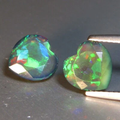 Пара натуральных черных опалов 3,46 карата 9 мм в форме сердца драгоценные камни из Эфиопии VDO  - Изображение 1 из 4