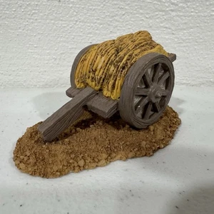 Weihnachtskrippe Heuwagen Figur - Weihnachtsdorf Dekoration - Bild 1 von 8