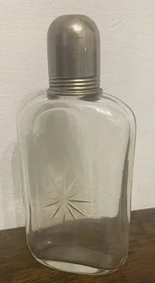 Vintage Glass Hip Flask With Etched Star Burst And Silver Plated Top And Cup. - Image 1 of 4