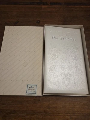 Photo Album Vintage Hallmark Keepsake Embossed White  1984 Made USA Boxed NOS - Image 1 of 4