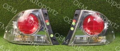 Пара задних фонарей в сборе для Lexus Altezza IS200 IS300 SXE10 оригинальные левые и правые б/у - Изображение 1 из 4