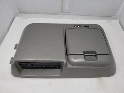 2004 CADILLAC ESCALADE OVERHEAD DVD PLAYER AND SCREEN 169K MILES - Image 1 of 4