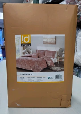 Intelligent Design Felicia Luxe Velvet  Full/Queen Comforter Set Blush - Image 1 of 4