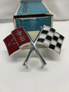 1965 1966 Corvette NOS GM 3872929 front nose cross flag Emblem. 65 66 - Picture 1 of 10