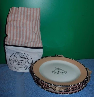 Wedding Cake Plate Set by Tag 2001, Set of (4) Bride, Groom, Cake, Bells w towel - Image 1 of 4