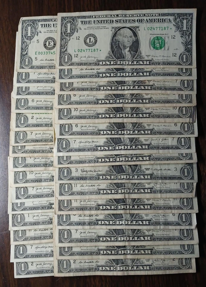 Washington Circulated FEDERAL RESERVE $1 STAR Bank Notes Lot of 30 - Image 1 of 1