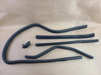 Juego de 5 piezas de sello de tira climática cortafuegos bahía motor BMW Z3 1996-2001 OEM Foto 1 de 4
