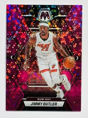2022-23 Panini Mosaic Baloncesto Jimmy Butler Rosa Prizm Fast Break/20 Heat Foto 1 de 2