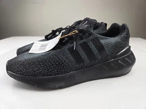 adidas Men's Swift Run 22 Sneaker, size 9.5 - Picture 1 of 8