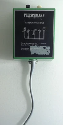 Fleischmann Transformator 6705 220 Volt / 14 Volt  42 VA siehe Foto PK1994 - Bild 1 von 3