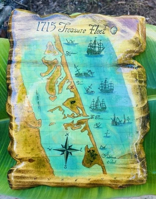 Mapa del tesoro de madera personalizado de flota de 1715 - con auténtica moneda de naufragio de mazorca medio real Foto 1 de 4