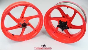 15-25 YAMAHA YZF R1 OZ RACING FRONT WHEEL RIM STRAIGHT NICE - Picture 1 of 17