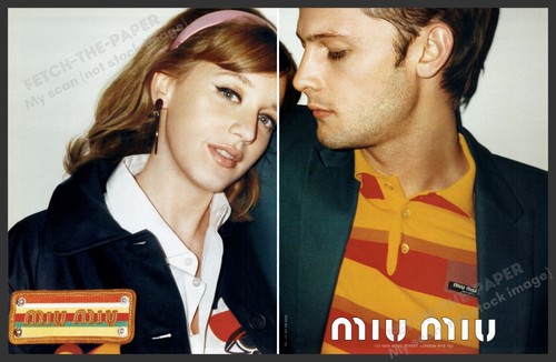 Miu Miu 2000 Stampa Pubblicità (2 pagine) 2005 Coppia Abbracciante