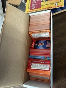 donruss, fleer91, topps and more baseball card lots. 100 Cards per lot. - Picture 1 of 8