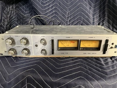 Limitador de pico de duelo UREI 1178 Foto 1 de 3