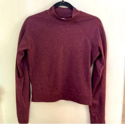 Old Navy Crop Top Women Sz S Cozecore Purple Go Dry Active Athelisure Long Sleev - Image 1 of 4