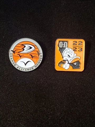 Anaheim Ducks Season Ticket Holder Pins (Orange Alliance 2021-2023) Cover