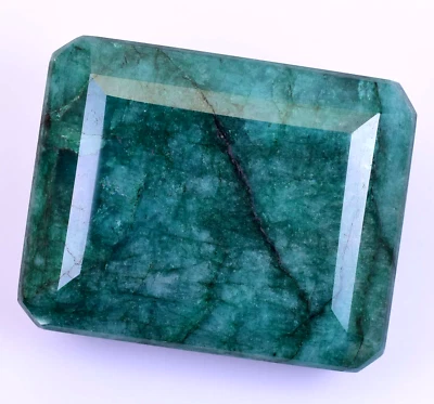 849.0 Ct Natural Huge Green Emerald Earth-Mined Certified Museum Use Gemstone - Image 1 of 4