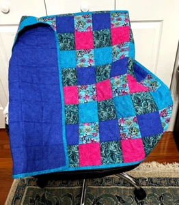 The Aquarium Handmade Patchwork Couch/Lap Quilt Cotton - Poly Fill 39"x45" NEW - Picture 1 of 12