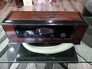 Vintage Amborola Radio - Picture 1 of 18
