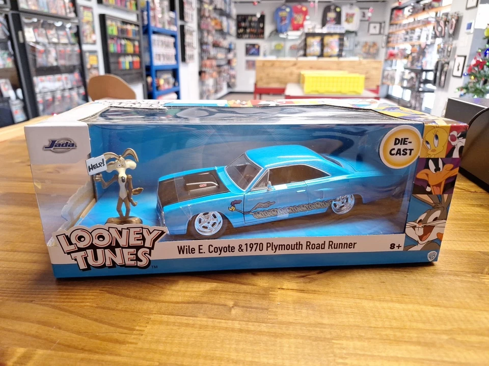 Jada 1:24 Hollywood Rides Looney Tunes 1970 Plymouth Road Runner & Wile E Coyote - Изображение 1 из 1