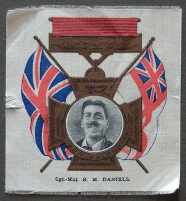 SERGEANT MAJOR H M DANIELS Victoria Cross Heroes 1915 Cohen Weenen SILK - Image 1 of 2