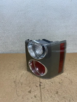 Luz trasera derecha Land Rover Range Rover 2006-2009 pasajero OEM V3856 DW Foto 1 de 4