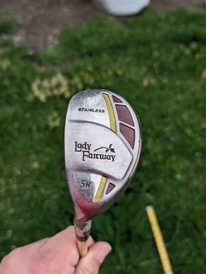 Lady Fairway Hybrid 5w Lh Graphite Shaft - Image 1 of 4