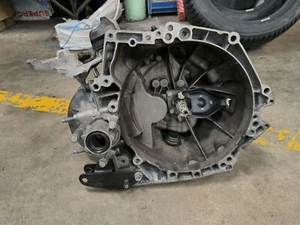 Cambio man. 6 marce + retro Peugeot 208 308 3008 5008 sigla 20v257 motore 15YH01 - Foto 1 di 5
