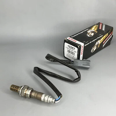 Sensor de oxígeno OE Bosch O2 15257 para Mazda MPV 2002-2006 3,0 L aguas abajo delantero Foto 1 de 4