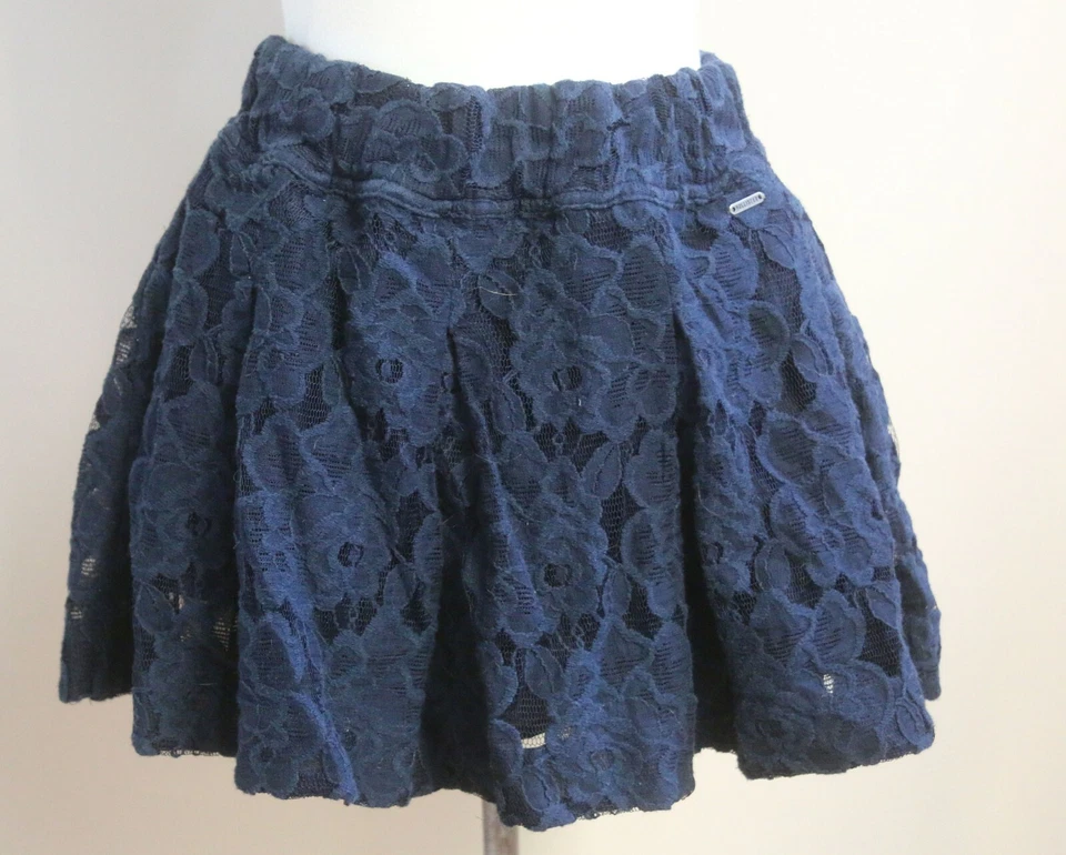 NWT JUNIORS * HOLLISTER * LACE SKIRT ~ XS - Image 1 of 1
