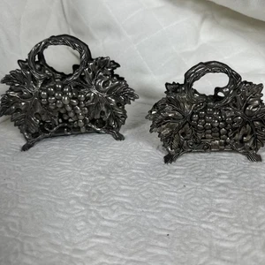 Vintage Aluminiumguss Weinrebe Serviettenhalter - groß und klein - Bild 1 von 8