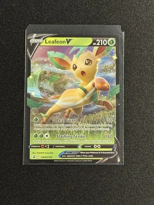 Leafeon V SWSH194 SWSH: Sword & Shield Promo Cards Holo - Image 1 of 2