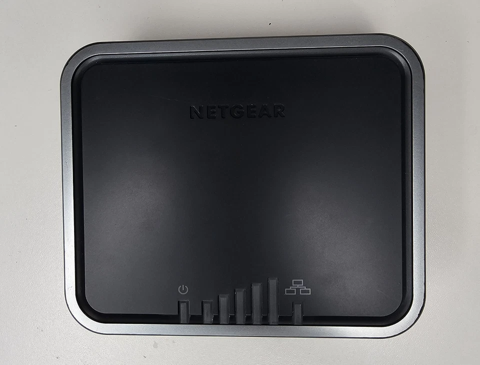 NETGEAR LB1120 Modem LTE 4G - Image 1 of 4
