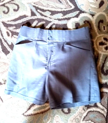 Pantalones cortos de golf MacGregor vintage para mujer M gris carbón entrepierna a presión: 4,25 els anchos Foto 1 de 4