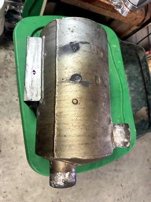 Kawasaki Jet Ski 2001 900 STS, коробка для воды глушителя выхлопной системы 49070-3734 1999-2006 - Изображение 1 из 2