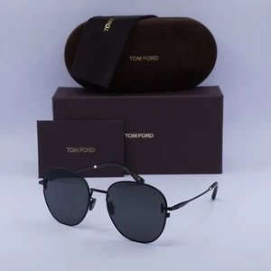 Gafas de sol Tom Ford FT0976-K 02A negro mate/humo 56-18-140 nuevas auténticas - Imagen 1 de 6