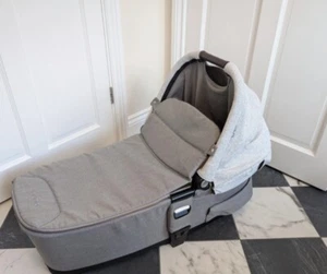 Nuna Mixx / Next / Mixx 2 Carrycot Frost Grey - Picture 1 of 1