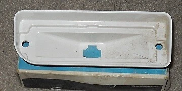 NOS 1970 Oldsmobile Toronado LH Parking Lamp Housing 5962889 - Image 1 of 1