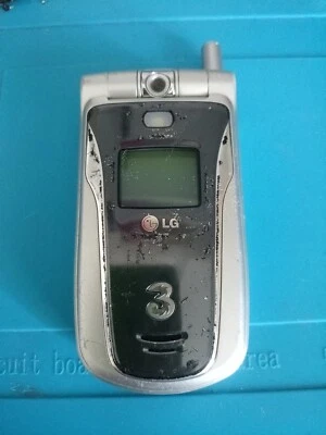 Telefono Cellulare LG U8130 Marcato TRE - per Ricambi  - Immagine 1 di 4