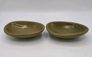 Platos pequeños Harriet Holland vintage verde aguacate 1947 y 1949 MCM firmado lote 2 - Imagen 1 de 13